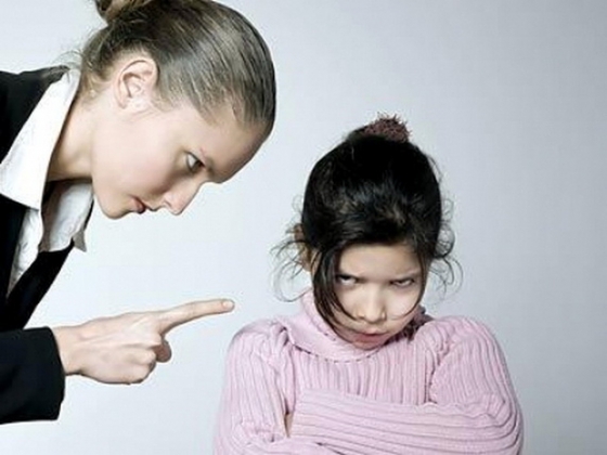 8 вещей, которые дети не должны слышать от родителей